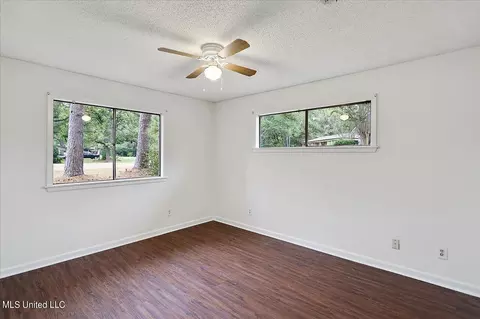 421 Wayne St, Clinton, MS 39056 photo 22