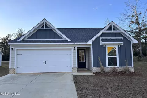 85021 Pohaku Dr, Diamondhead, MS 39525