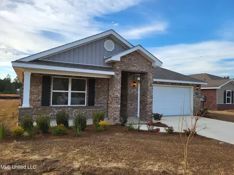 18533 Water Oak Way, Biloxi, MS 39532