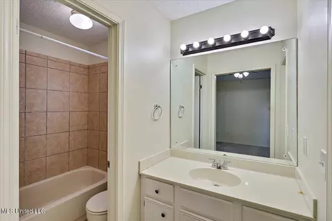 821 Laurel Dr, Flowood, MS 39232 photo 22