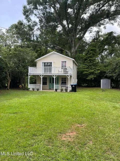 859 Mill St, Lucedale, MS 39452