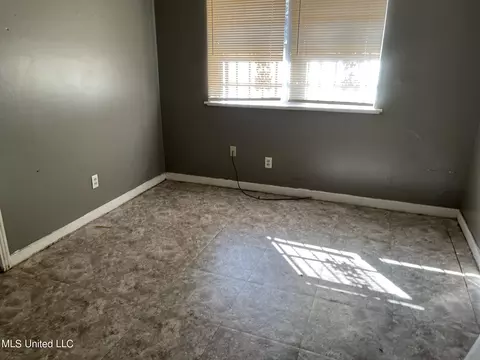 142 Queen Joanna Ln, Jackson, MS 39209 photo 5