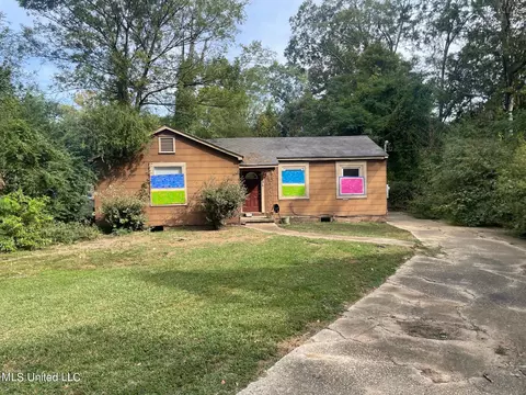 236 Melbourne Rd, Jackson, MS 39206