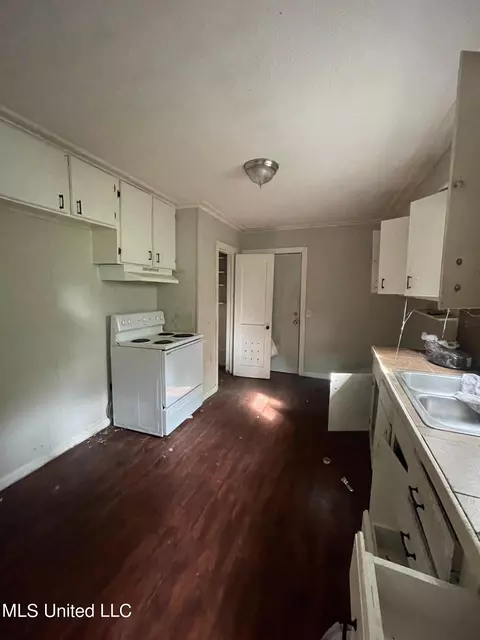 236 Melbourne Rd, Jackson, MS 39206 photo 4
