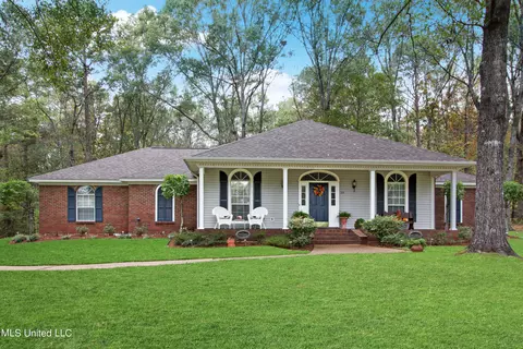 116 Devonport Cir, Raymond, MS 39154 photo 2