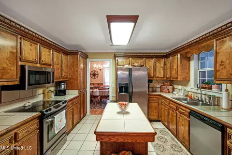 116 Devonport Cir, Raymond, MS 39154 photo 17