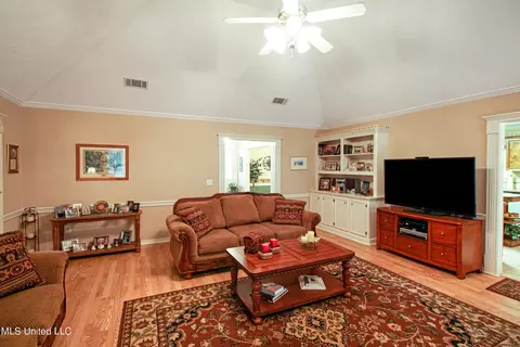 116 Devonport Cir, Raymond, MS 39154 photo 13