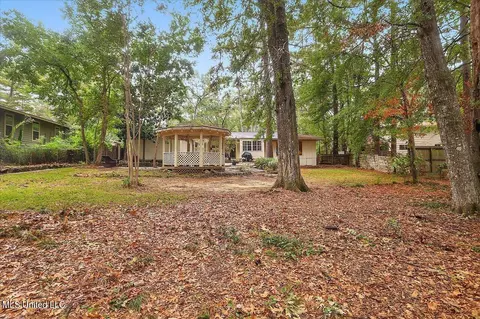 145 Chippewa Cir, Jackson, MS 39211 photo 36