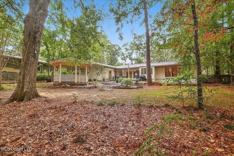 145 Chippewa Cir, Jackson, MS 39211 photo 37
