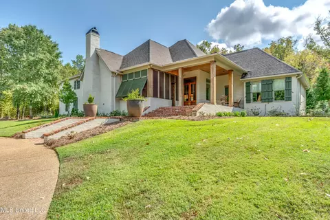 109 S Glen Pl, Madison, MS 39110
