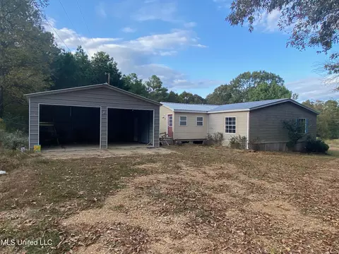 1726 Rabbit Ridge Rd, Byhalia, MS 38611