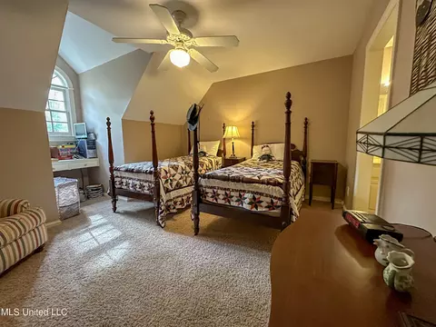 Bedroom - 4 White Oak Pl, Clinton, MS 39056 photo 2 of 5