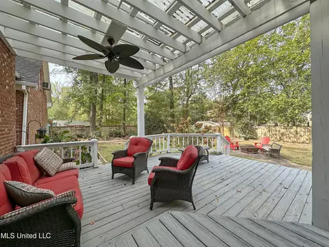 Exterior - 4 White Oak Pl, Clinton, MS 39056 photo 8 of 10