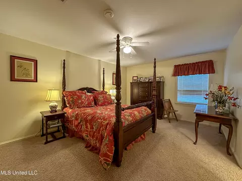 Bedroom - 4 White Oak Pl, Clinton, MS 39056 photo 5 of 5