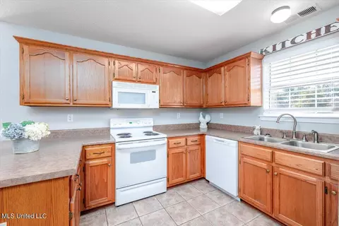68 Forked Creek Pkwy, Hernando, MS 38632 photo 18