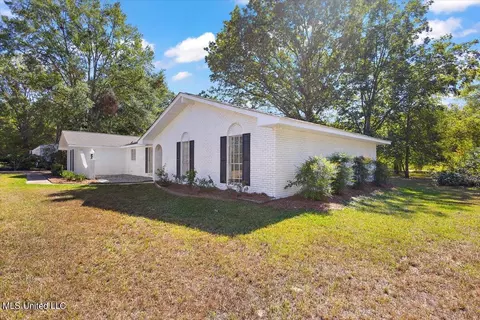236 W W Beasley St, Terry, MS 39170 photo 3