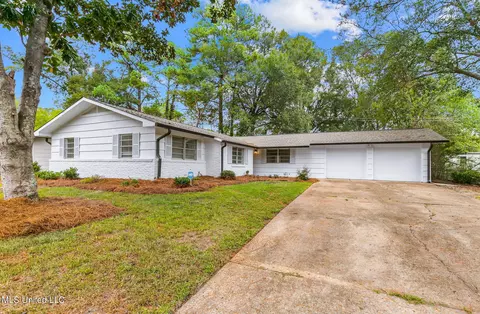 264 Allstate Dr, Jackson, MS 39211 photo 2