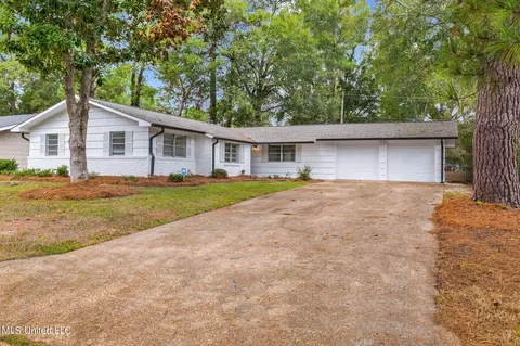 264 Allstate Dr, Jackson, MS 39211 photo 4