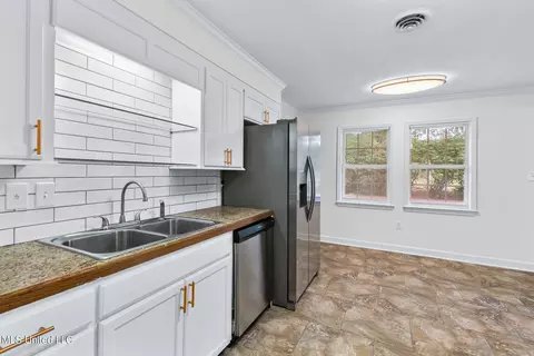264 Allstate Dr, Jackson, MS 39211 photo 18
