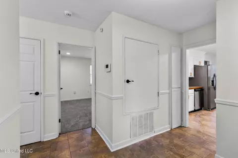 264 Allstate Dr, Jackson, MS 39211 photo 22