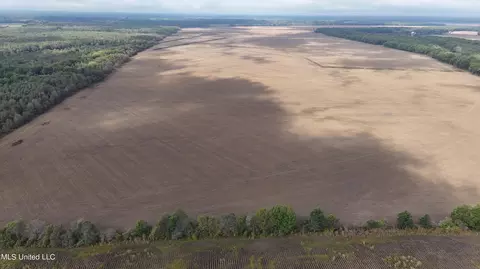 9212 Highway 1 Hwy, Gunnison, MS 38746