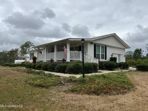 2306 Big Springs Rd, Carthage, MS 39051
