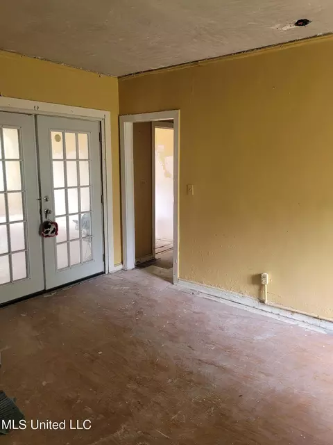 423 Idlewild St, Jackson, MS 39203 photo 5