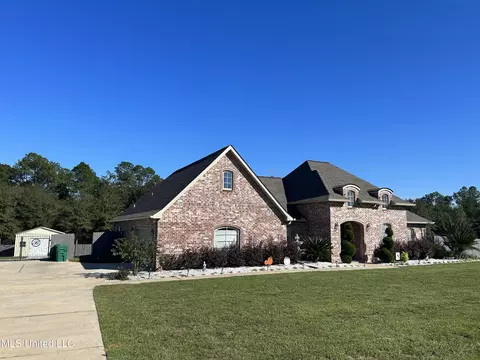 12218 E Pointe Dr, Picayune, MS 39466 photo 3