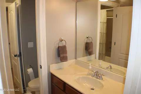8340 Saddlebrook Trl, Olive Branch, MS 38654 photo 48