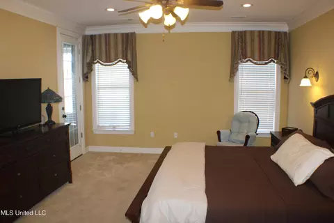 8340 Saddlebrook Trl, Olive Branch, MS 38654 photo 32
