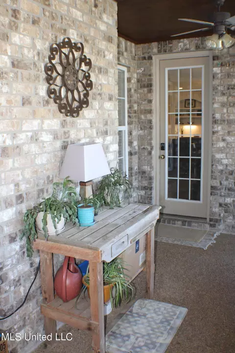 8340 Saddlebrook Trl, Olive Branch, MS 38654 photo 59