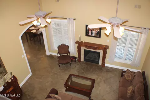 8340 Saddlebrook Trl, Olive Branch, MS 38654 photo 10
