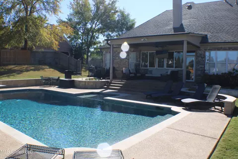 8340 Saddlebrook Trl, Olive Branch, MS 38654 photo 70