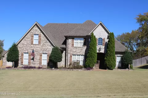8340 Saddlebrook Trl, Olive Branch, MS 38654 photo 2