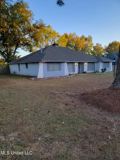 907 Rutherford Dr, Jackson, MS 39206 photo 4