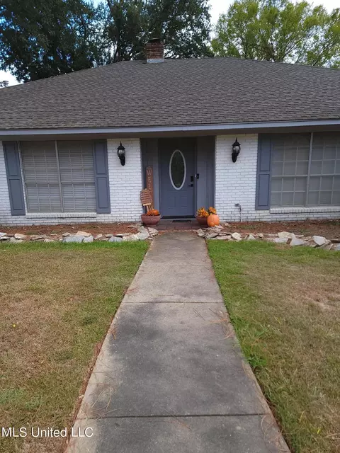 907 Rutherford Dr, Jackson, MS 39206 photo 3