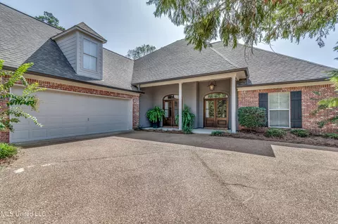 107 Fox Hollow Bnd, Brandon, MS 39047