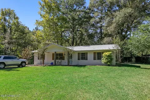 707 N Church St, Florence, MS 39073