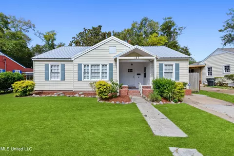 187 Bilmarsan Dr, Biloxi, MS 39531