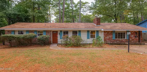 5507 Hartsdale Dr, Jackson, MS 39211