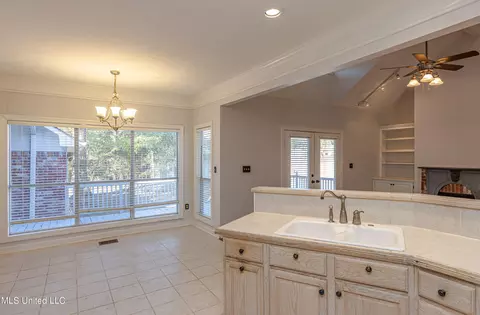 360 St Augustine Dr, Madison, MS 39110 photo 21