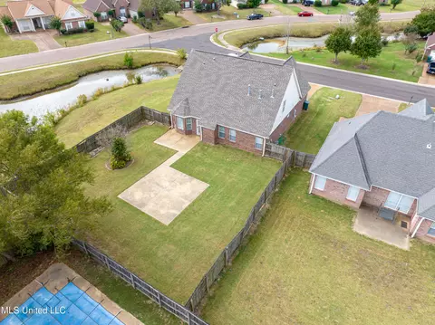 8864 E Bent Grass Loop, Southaven, MS 38671 photo 23