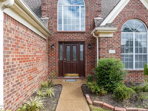 8864 E Bent Grass Loop, Southaven, MS 38671 photo 3