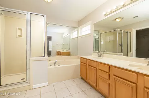 8864 E Bent Grass Loop, Southaven, MS 38671 photo 15
