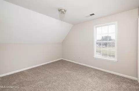 8864 E Bent Grass Loop, Southaven, MS 38671 photo 17