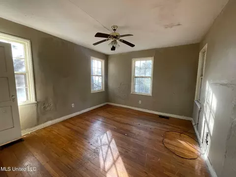4835 Maplewood Dr, Jackson, MS 39206 photo 8