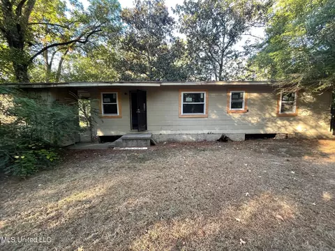 2718 Emerald Dr, Jackson, MS 39212 photo 10