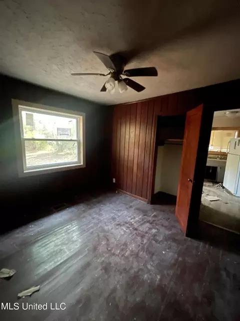 2718 Emerald Dr, Jackson, MS 39212 photo 7