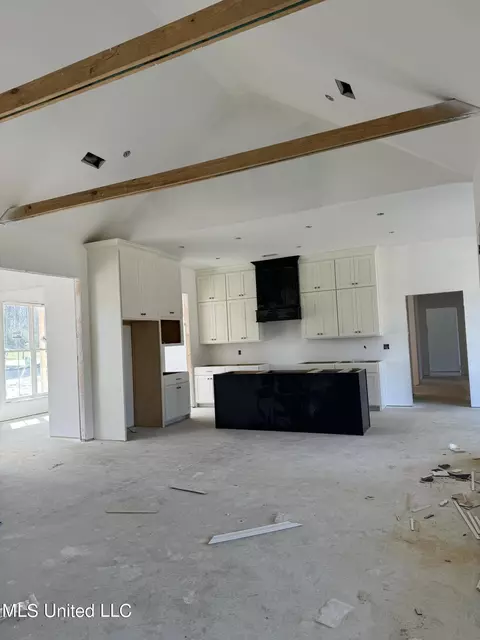 Kitchen - 2291 S Highway 301, Hernando, MS 38632 photo 1 of 2