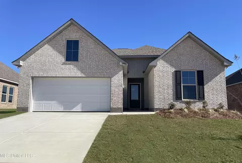 11410 Crystal Lake Dr, Gulfport, MS 39503